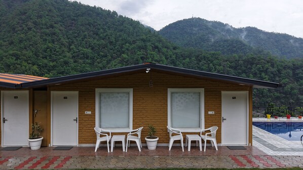 Front of property - Fillow Casa Hills (Narendra Nagar)