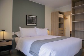 2 多间卧室、熨斗/熨衣板、WiFi、床单