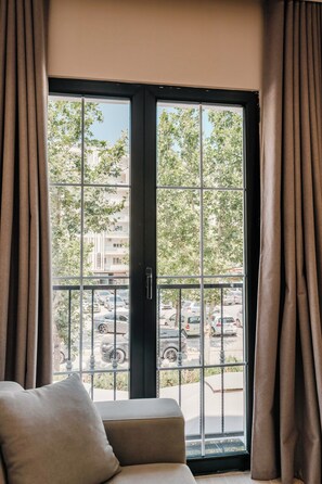 One-Bedroom Apartment | Coin séjour