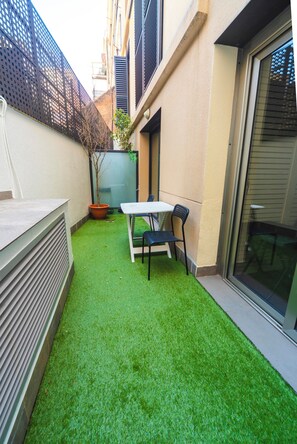 Superior Shared Dormitory, Mixed Dorm (Room 1) | Shared kitchen - GG Hostel (Barcelona)