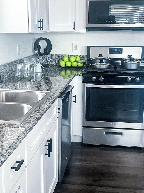 Microwave, oven, stovetop, dishwasher