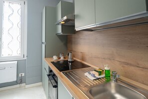 Grille-pain, distributeur de glaçons