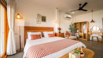 Deluxe Double Room, Hill View | Free WiFi, bed sheets