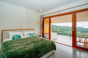 Deluxe Room, 1 King Bed, Hill View | Free WiFi, bed sheets - Baan Rai good view cafe&Resort (Mae Suai)