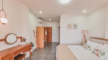 Deluxe-Zimmer, 1 King-Bett, Hügelblick