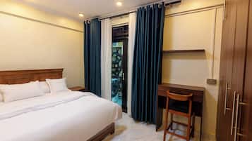 1 bedroom, iron/ironing board, WiFi, bed sheets