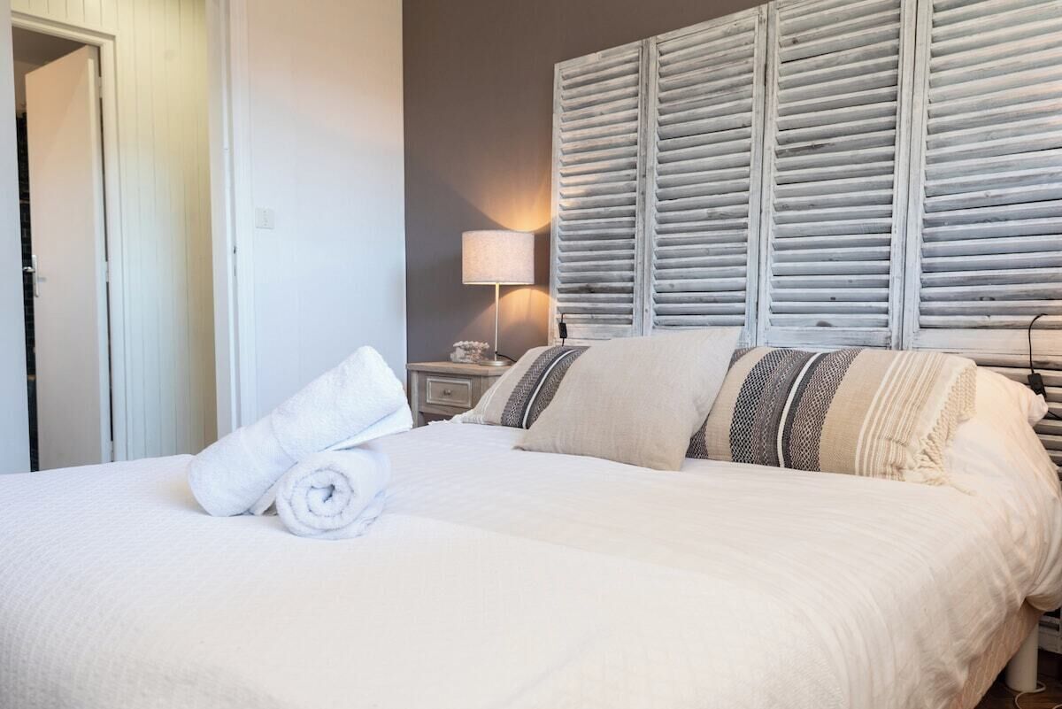 4 間睡房、熨斗/熨衫板、可攜式嬰兒床、免費 Wi-Fi