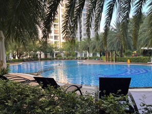 Outdoor pool - Vinhome Grand Park Homestay-HappyStay (Ho Chi Minh City)