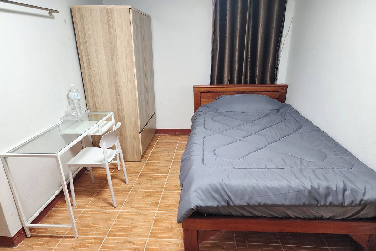 Single Room, Private Bathroom | Free WiFi