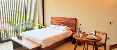 1 habitación, wifi y ropa de cama