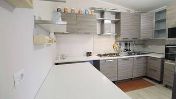 Microonde, forno, lavastoviglie