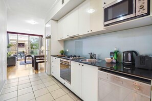 Microwave, stovetop, dishwasher