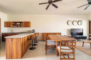 Unclassified image, 4 of 22, button - Serene 2BR Villa w/Terrace + Beach Club (Zihuatanejo)