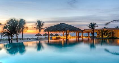 Serene 2BR Villa w/Terrace + Beach Club