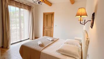 2 chambres, fer et planche Ă repasser, lit parapluie, Wi-Fi gratuit