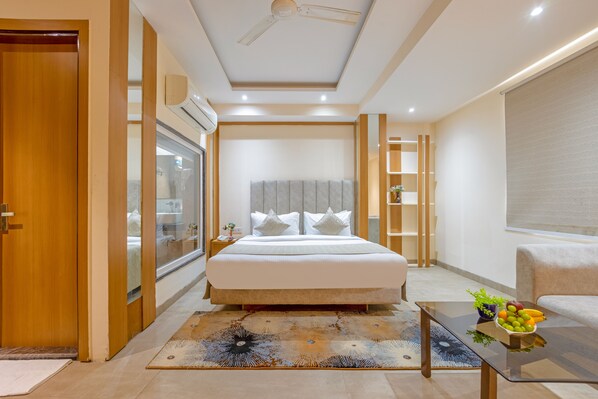 Premium bedding, minibar, soundproofing, iron/ironing board