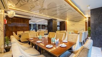 Daily buffet breakfast (INR 300 per person)