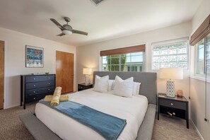 2 bedrooms, desk, iron/ironing board, free WiFi
