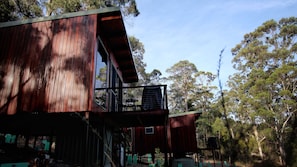 Front of property - Eagleridge Retreat (Kettering)