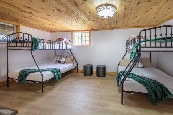4 chambres, fer et planche Ă repasser, lit parapluie, Wi-Fi gratuit