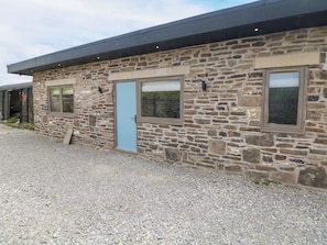 Exterior detail - The Stables (Stockport)