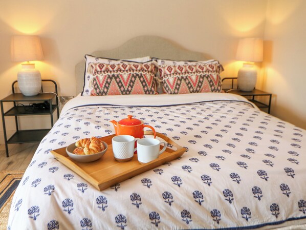 1 quarto, individualmente decorados, individualmente mobiliados