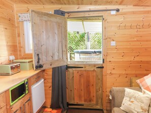 Interior - The Cabin (Amlwch)