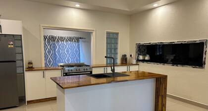 𝐕𝐀𝐊𝐀𝐋𝐎𝐀 𝐇𝐎𝐋𝐈𝐃𝐀𝐘 𝐇𝐎𝐌𝐄