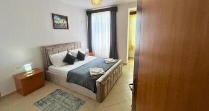 1 Bed-sleeps 4-aircon-parking-city Centre