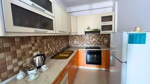 Unclassified image, 5 of 17, button - 1 Bed-sleeps 4-aircon-parking-city Centre (Berat)