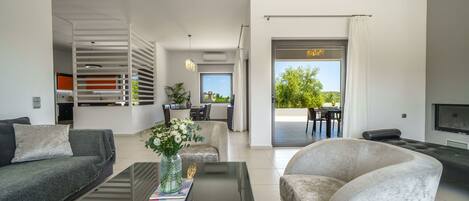 Smart TV, video-game console, table tennis, books