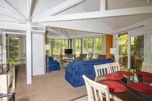 Interior - Treetop Village-2Bed/3Bath/Pools/Dock/Pickleball (Village of Four Seasons)