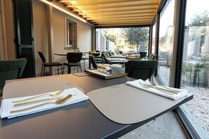Restaurant - MÍMESIS 11 BOUTIQUE HOTEL (Como)