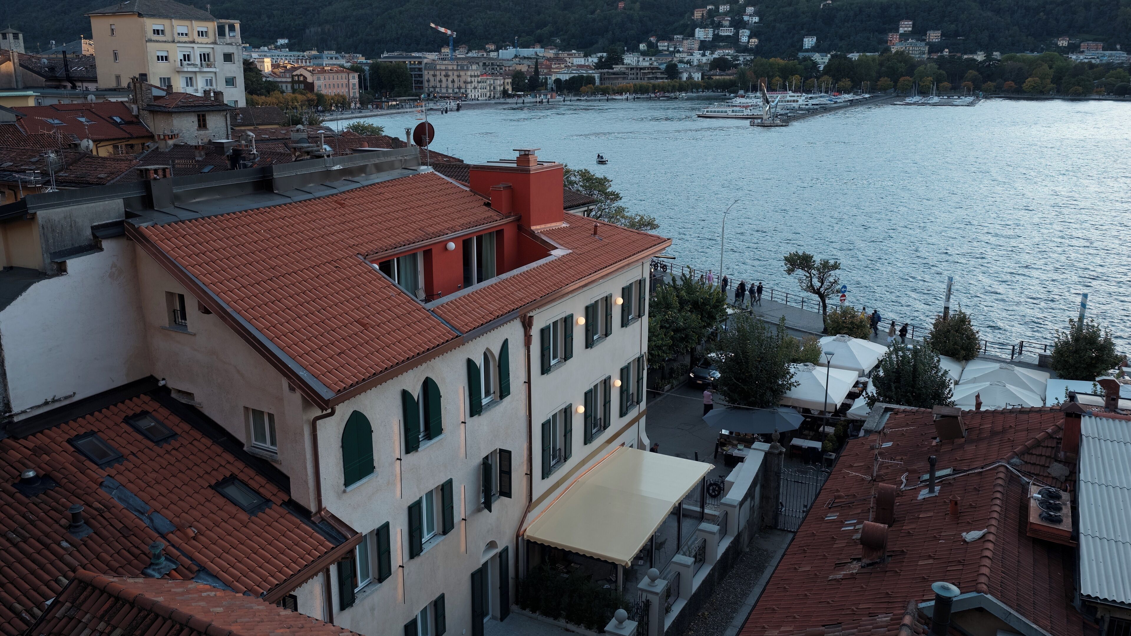 منظر من الجو على ارتفاع عالٍ