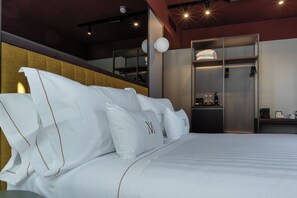 Down duvets, minibar, in-room safe, desk - MÍMESIS 11 BOUTIQUE HOTEL (Como)