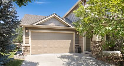 Rigden Retreat Garage, Dog Friendly, Near Trails