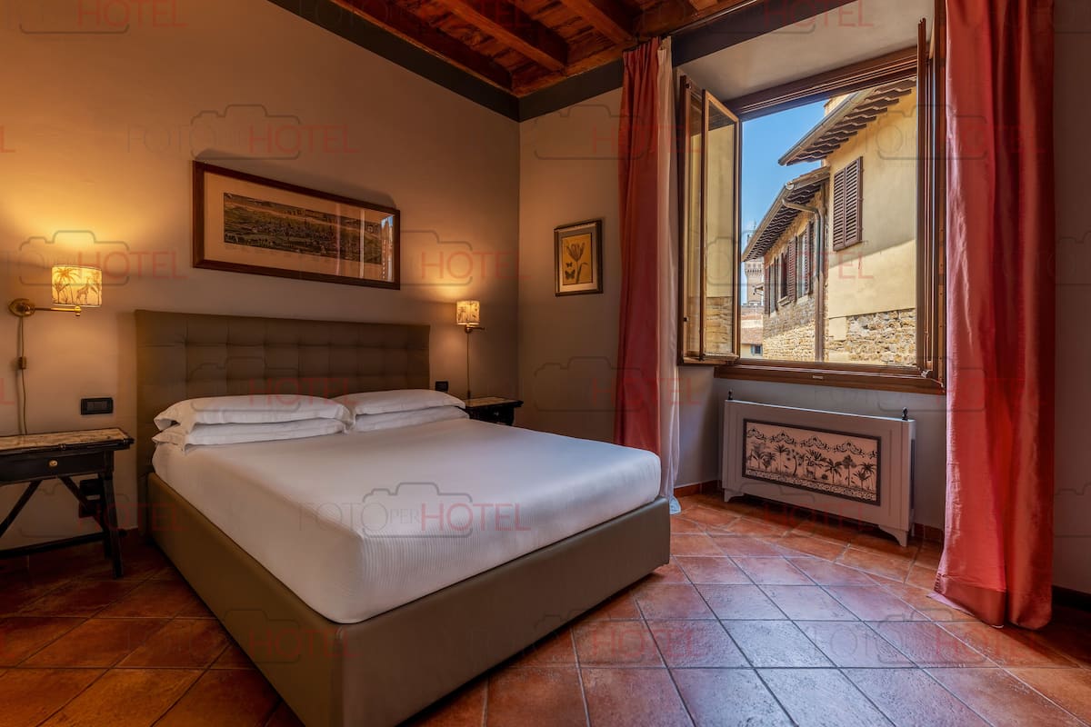 In-room safe, desk, laptop workspace, blackout drapes