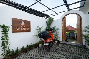Entrada de la propiedad
