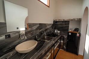 Superior Double Room | Private kitchen | Fridge, electric kettle - Ulu Apsura Villas (Pecatu)