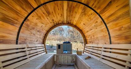 1095 Clover · Poconos Vacation Sauna, Theater, Game Room