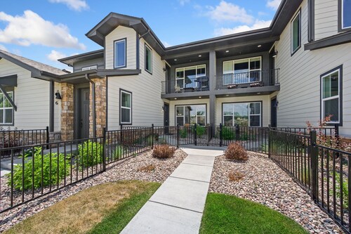 Northfield Hideaway, King Suite, EV, Pet-friendly