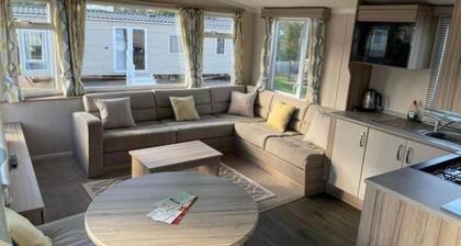 Static Caravan in Beverley bay