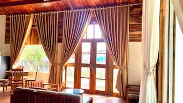 Chalet, Garden View