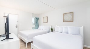 2 室のベッドルーム、アイロン / アイロン台、WiFi (無料)、ベッドシーツ