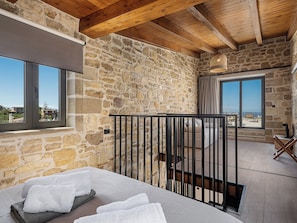Deluxe Suite, Sea View | In-room safe, iron/ironing board, free WiFi