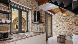 Suite – deluxe, sjøutsikt | Eget kjøkken