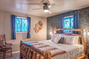 Bureau, Wi-Fi gratuit, draps fournis