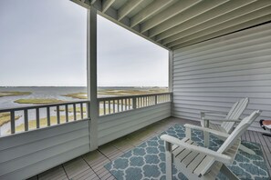 Property grounds - New For 2025! Two Bedroom Bayfront Condo On 79th St (Ocean City)