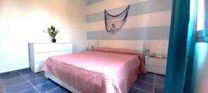 Tabla de planchar con plancha 