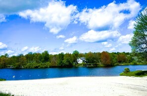 Solstolar och strandhanddukar